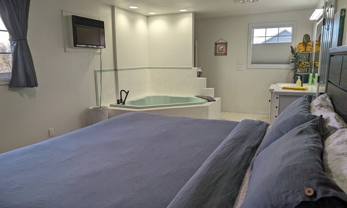 West Salem House | Bright and Open Home-Jetted Tub in Primary Suite