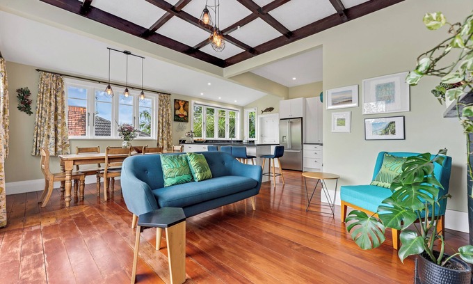 Bayswater House | Bright and Spacious Home in Prime Bayswater Location.