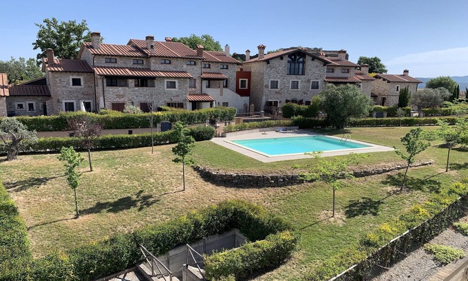 Ficulle Apartment | Bright Apt With Terrace and Shared Pool, Ficulle, Italy