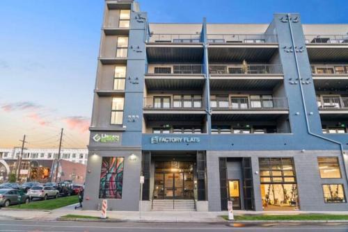 River North Art District House | Bright & Breezy | RiNo Art Lofts