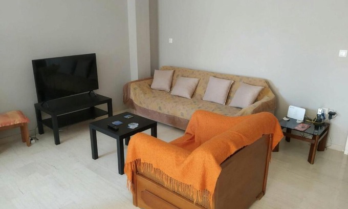 Vyronas Apartment | Bright, calming 60sqm apartment near city centre