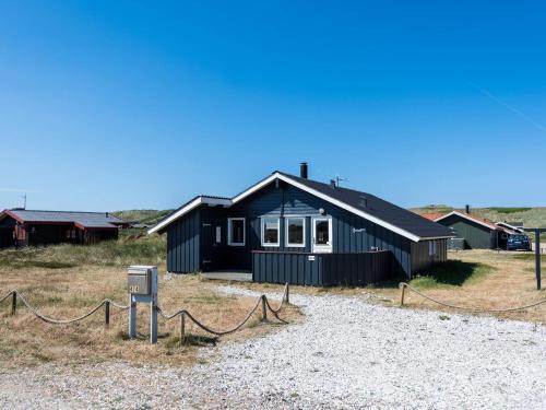 Bjerregard Strand House | Bright Dune View Cottage-By Traum