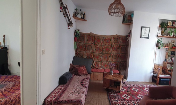 Saint-Fargeau Apartment | Bright two-room apartment Belleville-Jourdain