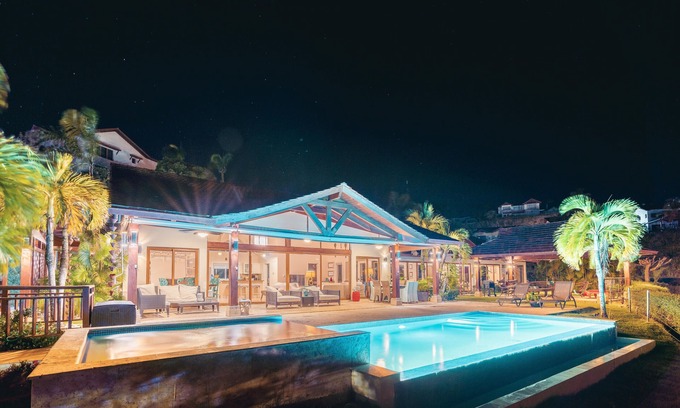 Puerto Bahia Villa | Brkfst Included in amazing villa in Samana BDA