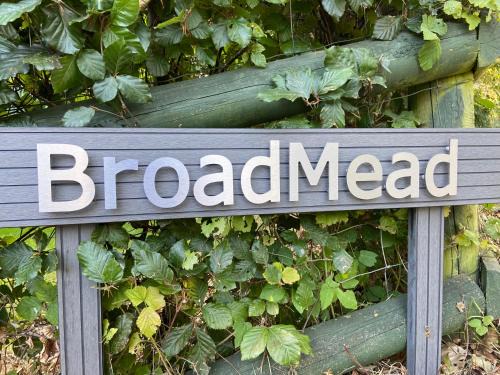 Church Knowle House | Broad Mead