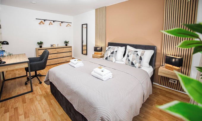Sudenburg Apartment | BROCKHEUS Apartments: Central Apart. | Kitchen | Parking | Washingmachine | Wifi