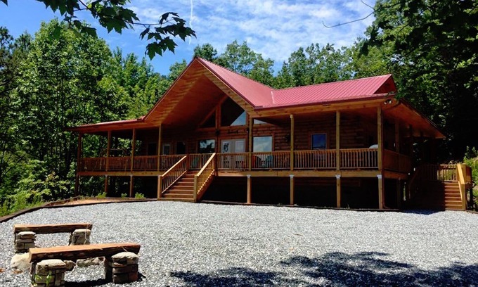 Bryson City Cabin | Brooke's Place * Deep Creek Area * - Luxury Cabin