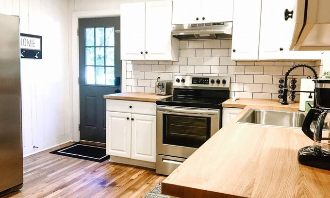 Gastonia House | Brookwood Bungalow