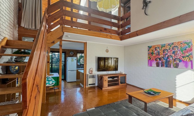Broulee House | 'Broulee Break' -2-Bed Beach House with Games Room