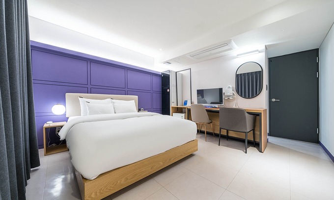 Siheung Hotel | Brown Dot Wolgot Branch
