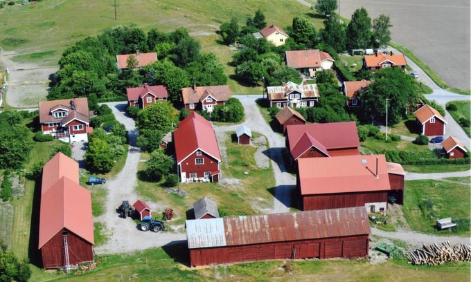 Balsta Bed & Breakfast | Brunnsta Gård
