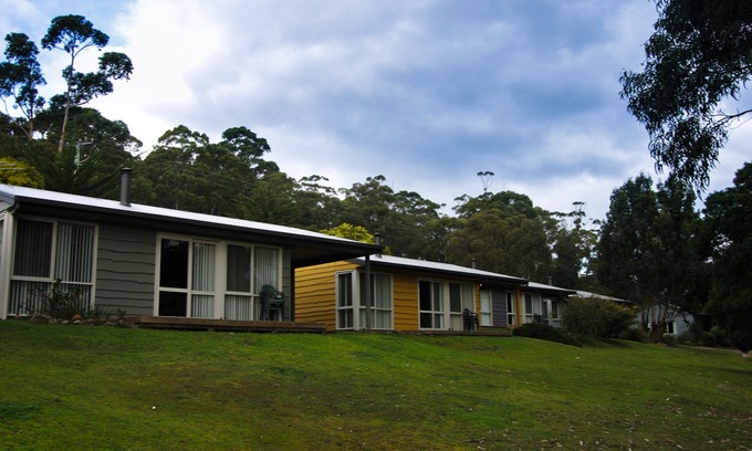 Alonnah Hotel | Bruny Island Escapes and Hotel Bruny