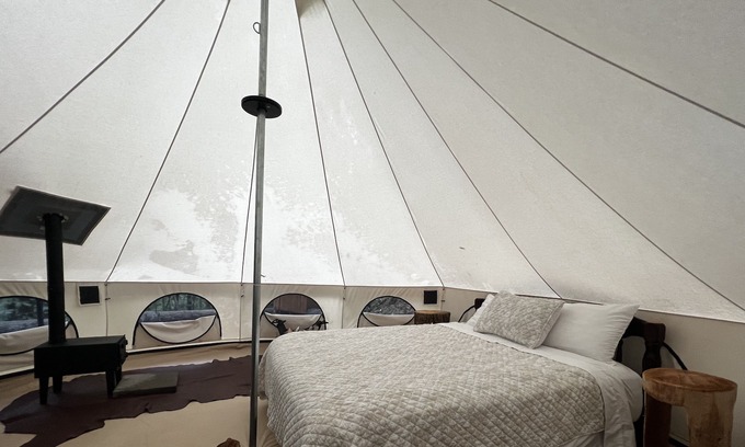 Hendersonville RV Rental | Brushy Mountain Off-Grid Glampsite