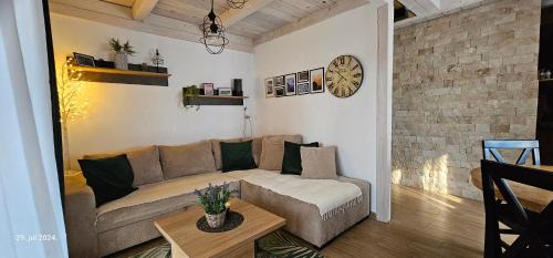Konjska Reka House | Brvnara Marinković na Sekulićima