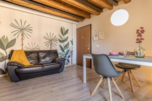 Vicenza Apartment | BSuite@OlympicRiverside