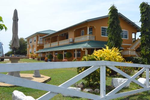 Buccoo House | Buccoo Reef View