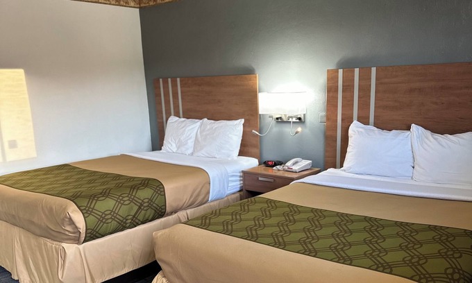 Tad Hotel | Budget Host Inn Charleston