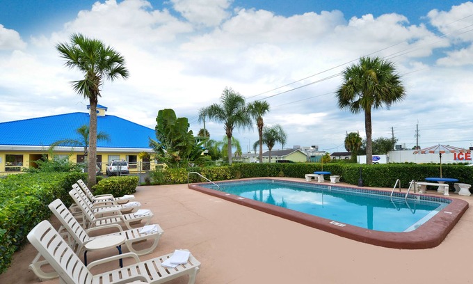 Okeechobee Hotel | Budget Inn Okeechobee