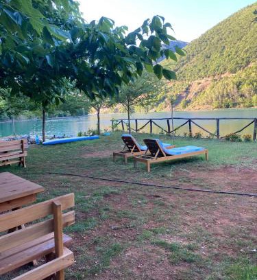 Sakës Other | Bujtina Liqeni i Shkopetit