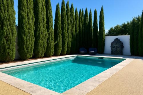 Bundalong House | Bundalong River Retreat & Poolside Bliss