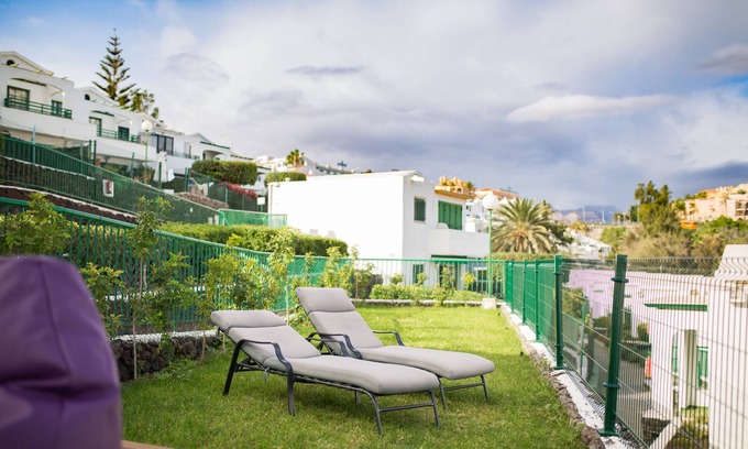 Sonnenland House | BUNGALOW WITH WONDERFUL VIEWS AND LARGE TERRACE