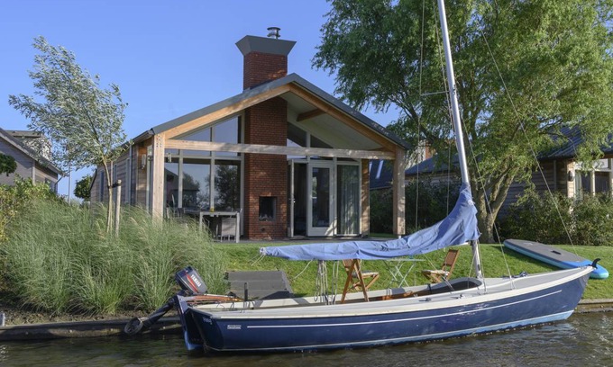 Akkrum House | Bungalow ∙ 2 bedrooms ∙ 4 guests