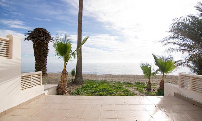 Roquetas de Mar Apartment | Bungalow de Lujo a pie de playa en Aguadulce