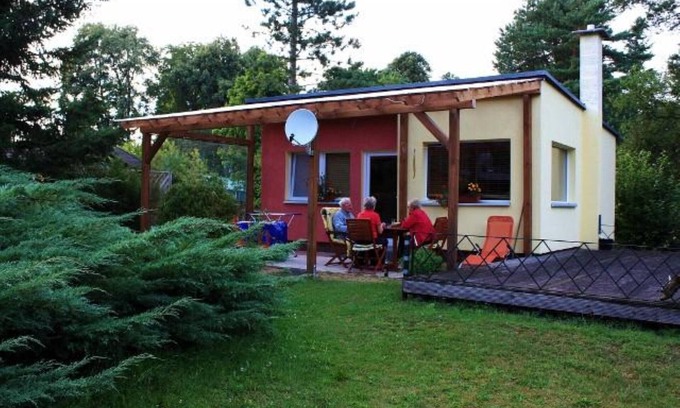 Oberhavel House | Bungalow for 2 + 1 pers. Stechlinsee/Neuglobsow, near-natural, meckl. Lake District