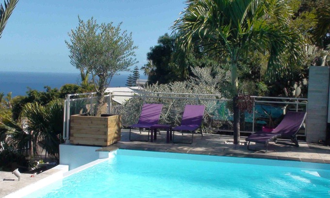 Le Portail House | Bungalow private garden