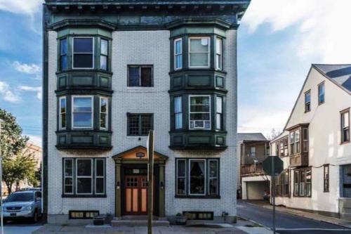 Harrisburg - Hershey Apartment | BurgBnB Riverfront