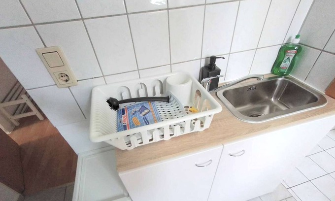 Zwickau Apartment | Bw02 Schöne Monteurwohnung in Hohenstadt mit Sitzmöglichkeit im Freien und Gratis Wlan