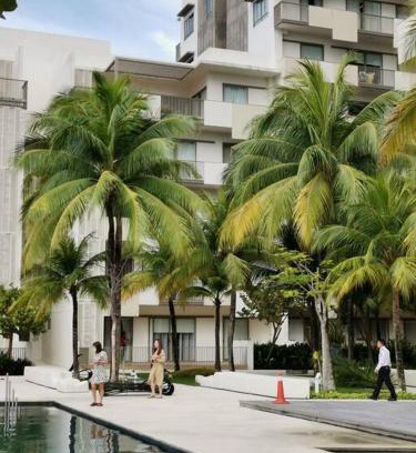 Batu Ferringhi Apartment | By The Sea Beach Front Sea view Apartment 3