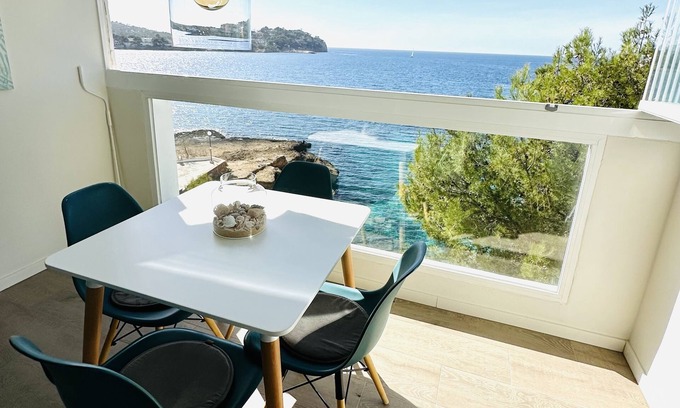 Ses Rotes Velles Apartment | By the sea! Dream apartment Caesar - right by the sea with sea access