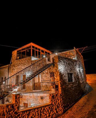Urgup House | By Yüksel Cave