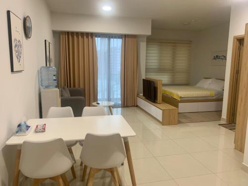 Tan Phu District Apartment | Căn hộ EMERALD 1PN cạnh Siêu Thị Aeon Tân Phú