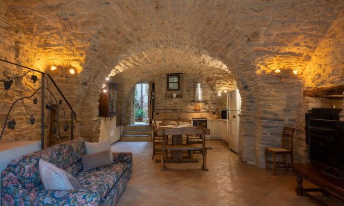 Tavole House | Ca' de Baudo l'Ameican (TVE150) by Interhome