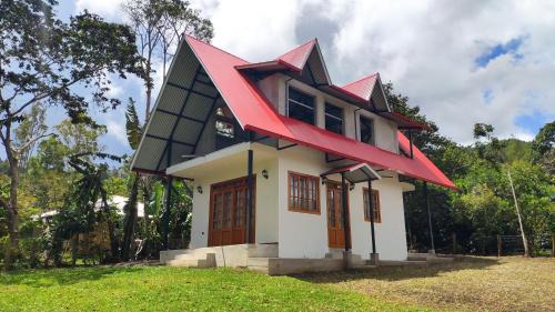 Oxapampa Cabin | Cabaña Monte Santo