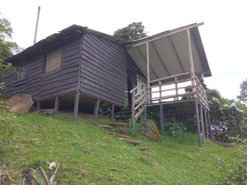 Copey Ski Chalet | Cabaña Rural de Montaña en La Cima de Dota