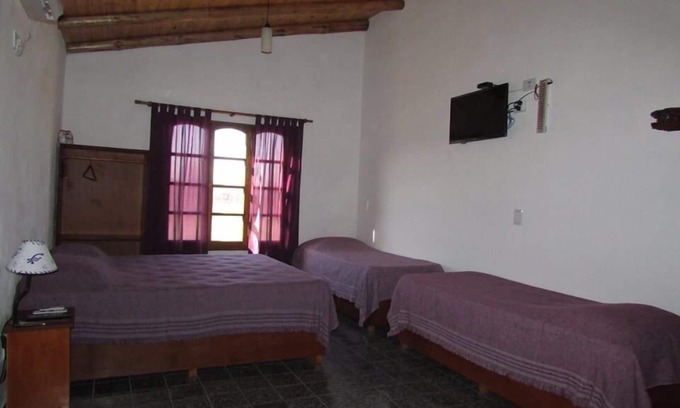 Cuadro Nacional Cabin | Cabañas "Las Bahienses"