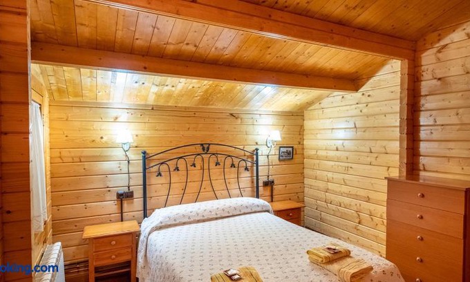 Aldeadavila de la Ribera Apartment | Cabañas Miraduero