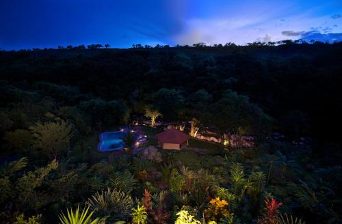 Hato Viejo Resort | Cabanas Rio Encantado