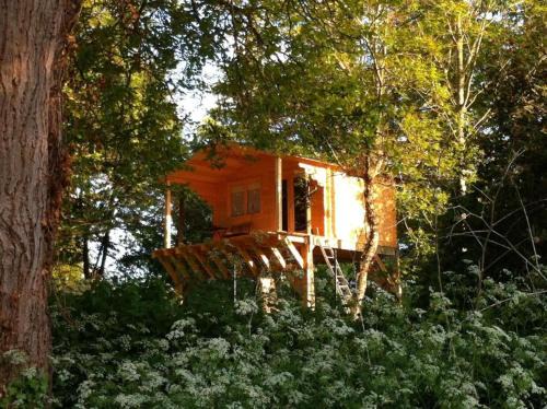 Lavacourt House | Cabane Dans Les Arbres Avec Bain Nordique
