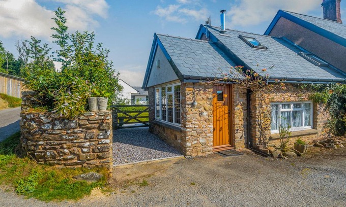 Withypool Cottage | Cabin ∙ 1 bedroom ∙ 2 guests