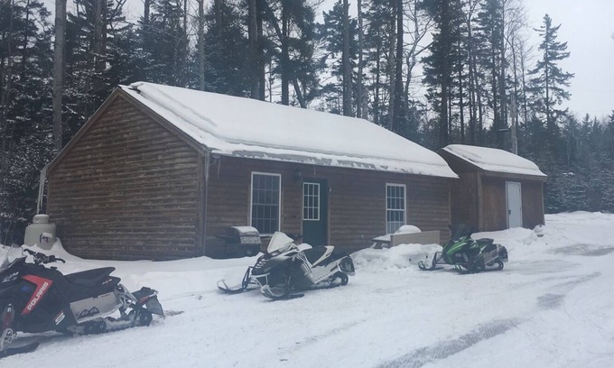 Northeast Somerset Cabin | Cabin 1 Roody's Black Bear Cabins- Trail access from camp