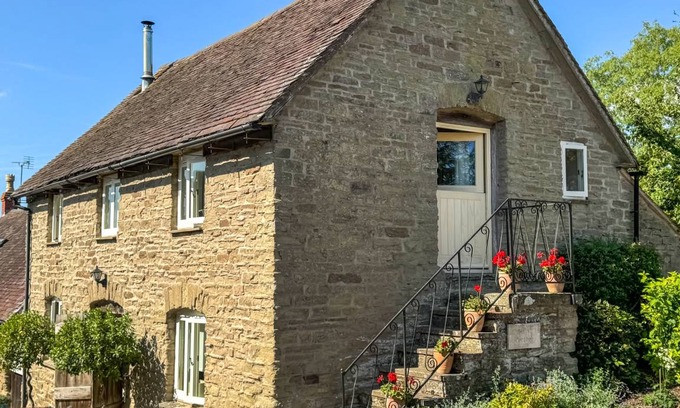 Upper Sapey Cottage | Cabin ∙ 2 bedrooms ∙ 3 guests