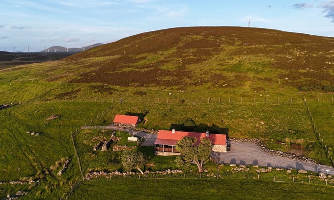 Rogart Cottage | Cabin ∙ 2 bedrooms ∙ 4 guests