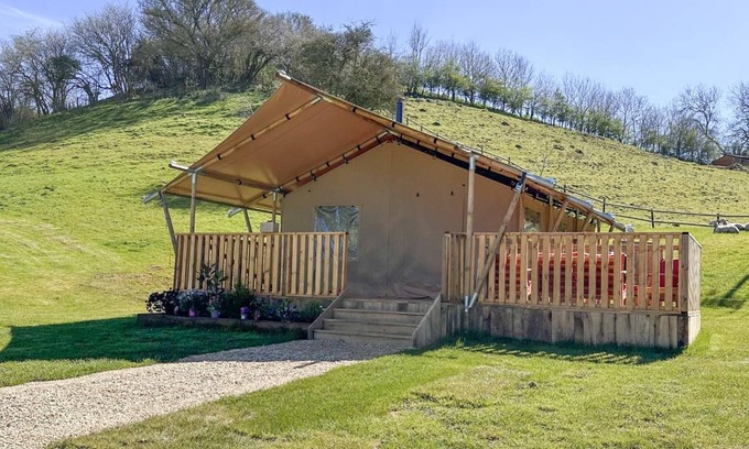 Castle Cary Cottage | Cabin ∙ 2 bedrooms ∙ 4 guests