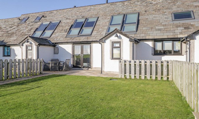 Newton in Furness Cottage | Cabin ∙ 2 bedrooms ∙ 4 guests