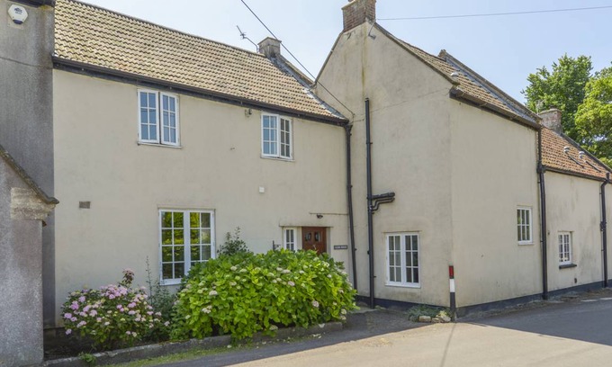 Wookey Cottage | Cabin ∙ 3 bedrooms ∙ 5 guests