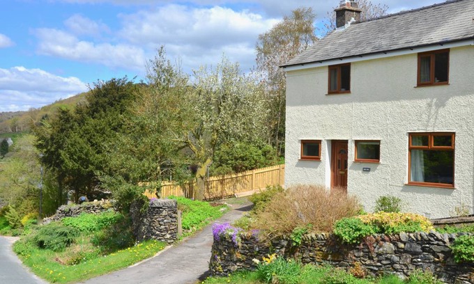 Backbarrow Cottage | Cabin ∙ 3 bedrooms ∙ 5 guests